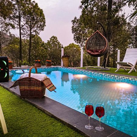 Rainbow Resorts Solan Luaran gambar