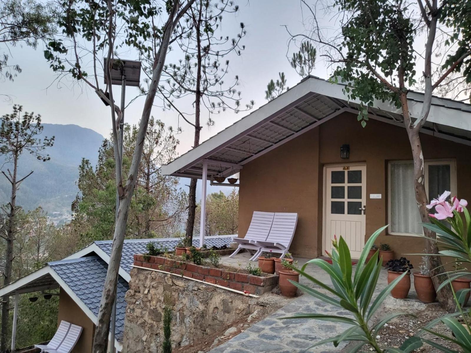 Rainbow Resorts Solan Luaran gambar