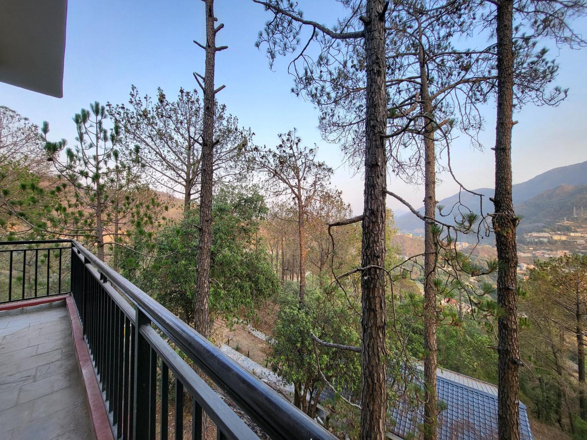 Rainbow Resorts Solan Bilik gambar