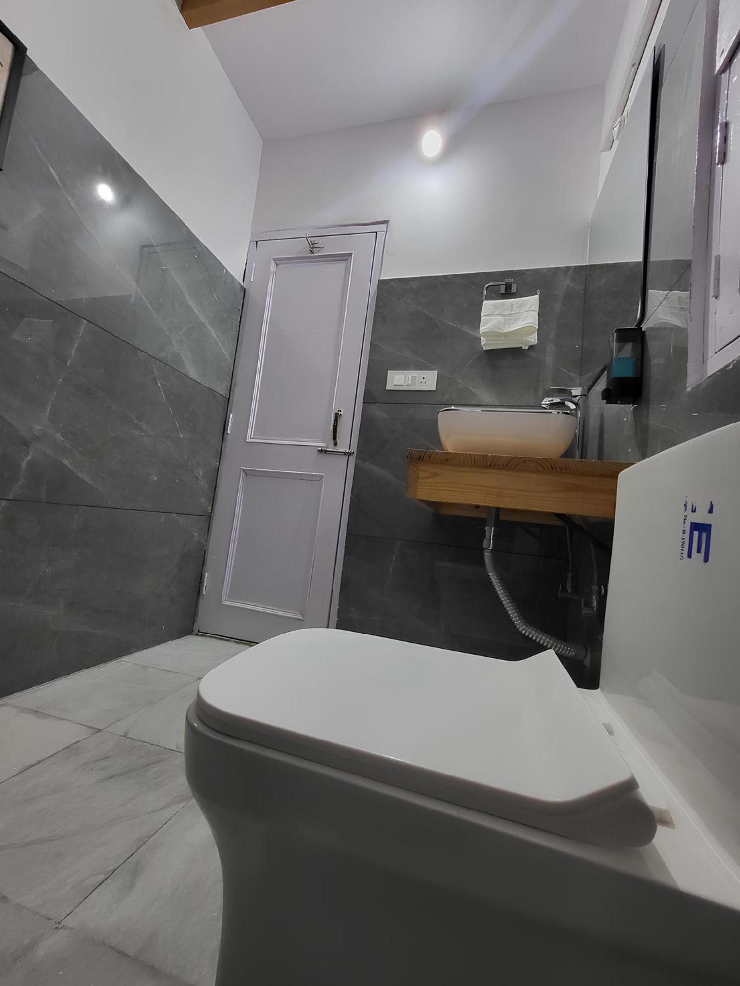 Rainbow Resorts Solan Bilik gambar