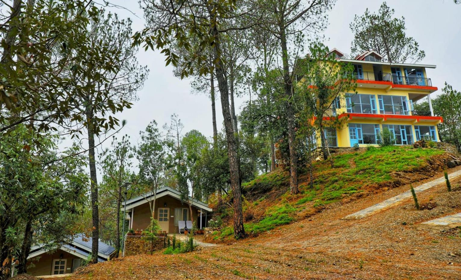 Rainbow Resorts Solan Luaran gambar