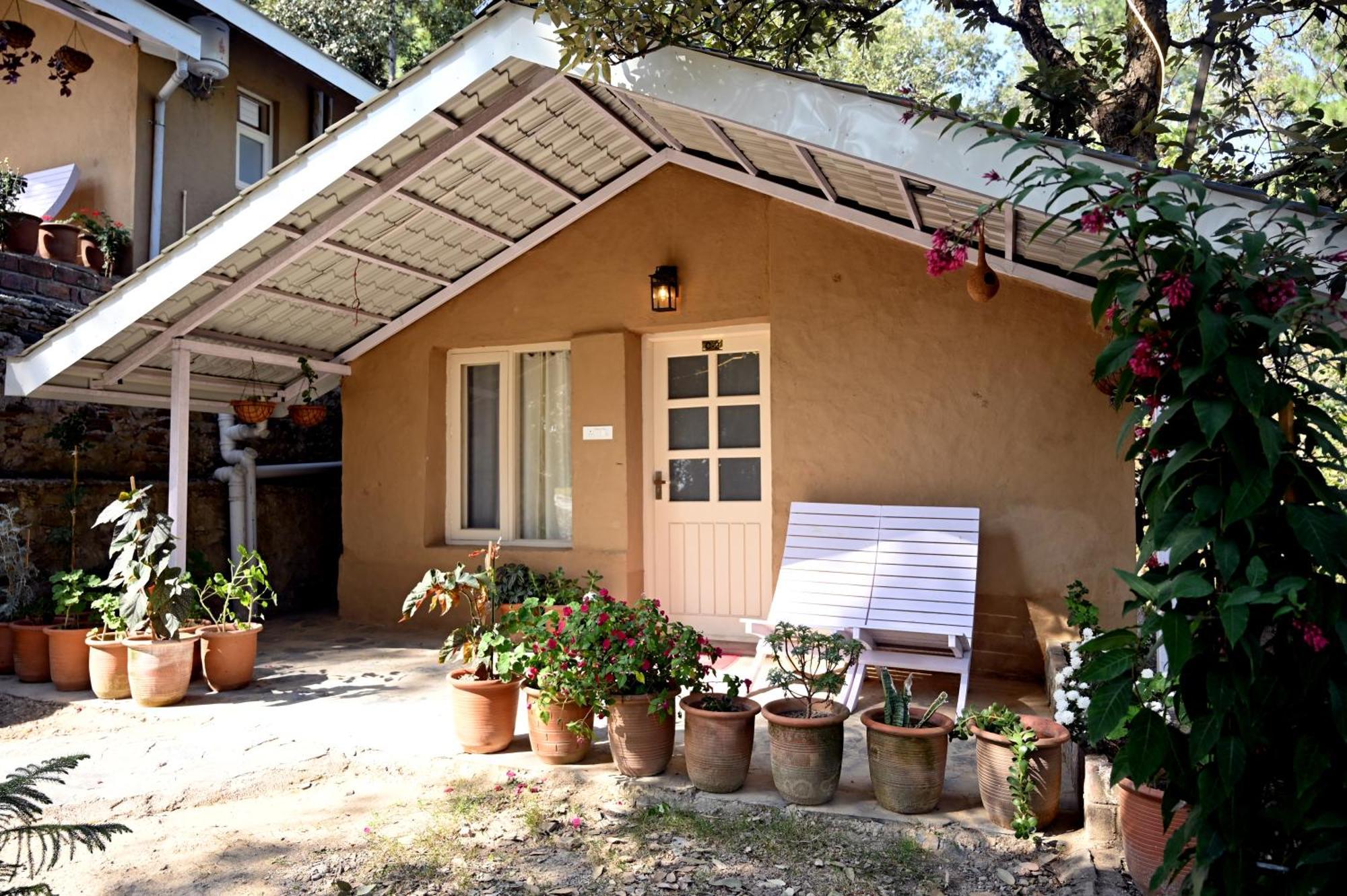 Rainbow Resorts Solan Luaran gambar