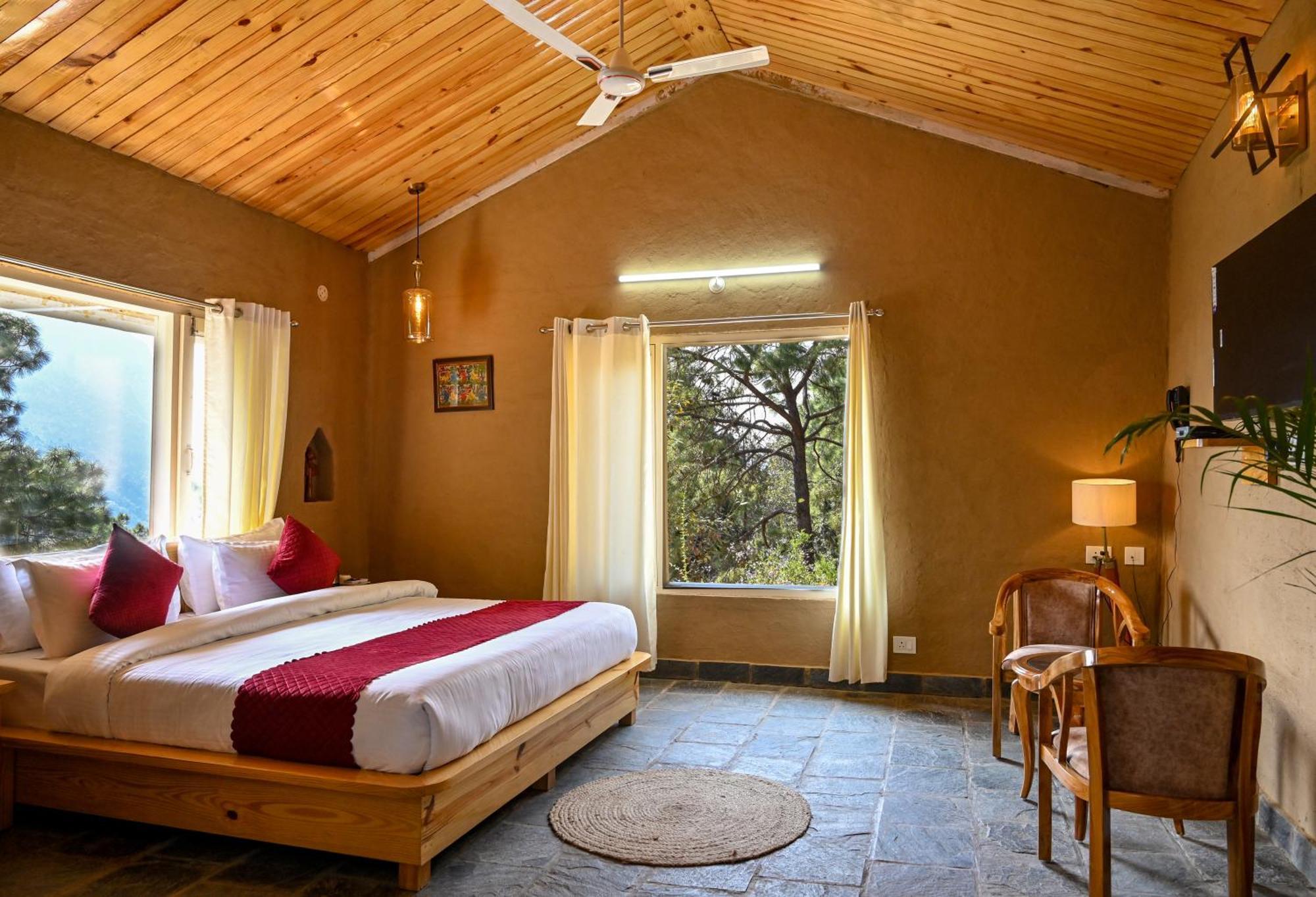 Rainbow Resorts Solan Luaran gambar