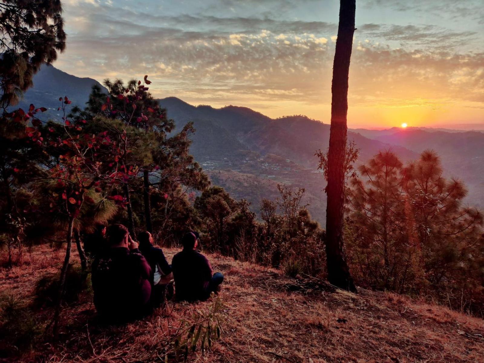 Rainbow Resorts Solan Luaran gambar